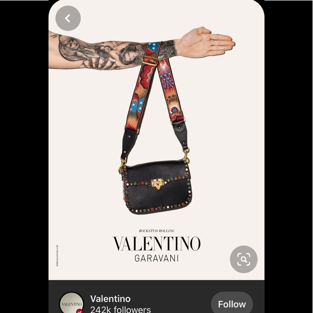 Valentino Garavani Enchanted Wonderland guitar strap - Picture 4 of 6